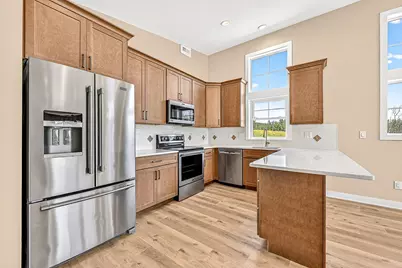 8602 Maynard Place, Duluth, MN 55808 - Photo 10