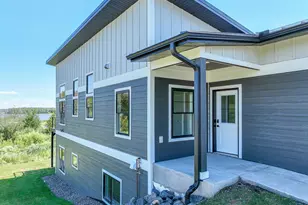 8602 Maynard Pl, Duluth, MN 55808 - Photo 32