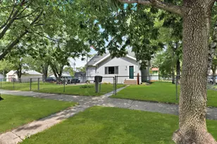 401 17th Ave N, Saint Cloud, MN 56303 - Photo 2