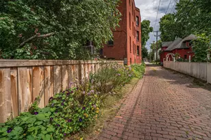 223 Arundel St, Saint Paul, MN 55102 - Photo 4