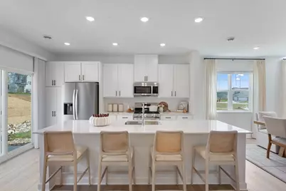 4054 Hayward Avenue N, Oakdale, MN 55128 - Photo 2