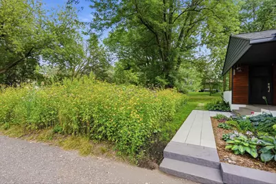 119 Edgewood Avenue N, Golden Valley, MN 55427 - Photo 48