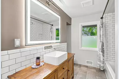 119 Edgewood Avenue N, Golden Valley, MN 55427 - Photo 20