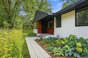 119 Edgewood Ave N, Golden Valley, MN 55427 - Photo 40