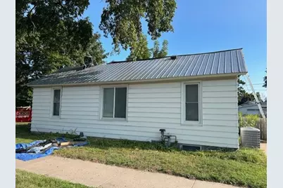 574 Wilson Street, Winona, MN 55987 - Photo 32