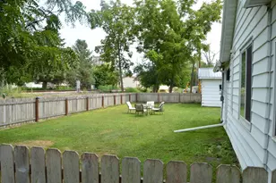 574 Wilson St, Winona, MN 55987 - Photo 28
