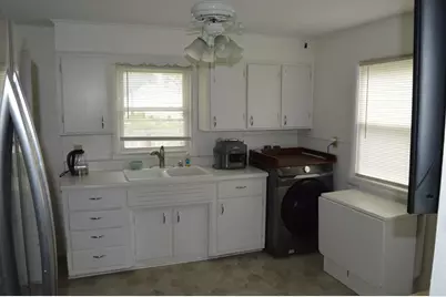 574 Wilson Street, Winona, MN 55987 - Photo 6