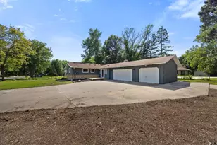 7101 Willow Rd, Maple Grove, MN 55369 - Photo 58