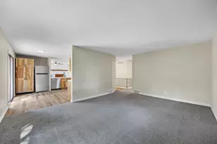 7101 Willow Rd, Maple Grove, MN 55369 - Photo 10