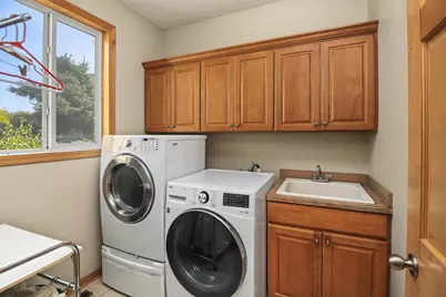 6111 106th Avenue N, Brooklyn Park, MN 55443 - Photo 24