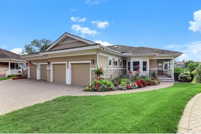 718 Widsten Circle, Wayzata, MN 55391 - Photo 1