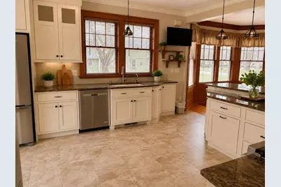 1325 6th Avenue N, Windom, MN 56101 - Photo 8