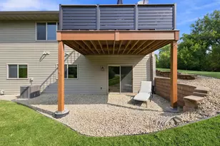 1501 Comstock Ln N, Plymouth, MN 55447 - Photo 34