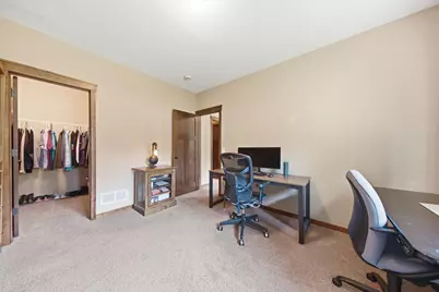 1501 Comstock Lane N, Plymouth, MN 55447 - Photo 24