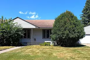 410 1st St NW, Aitkin, MN 56431 - Photo 1