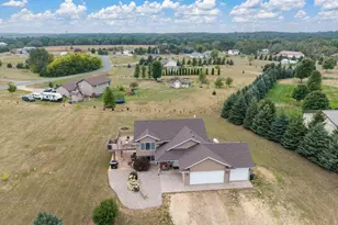 926 189th Ave, New Richmond, WI 54017 - Photo 6