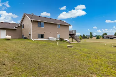 926 189th Avenue, New Richmond, WI 54017 - Photo 4