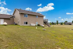 926 189th Ave, New Richmond, WI 54017 - Photo 4