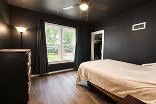 719 Belmont St, Albert Lea, MN 56007 - Photo 10