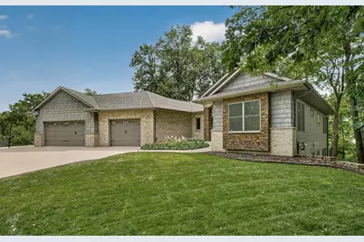 2130 Arlen Court SW, Rochester, MN 55902 - Photo 2