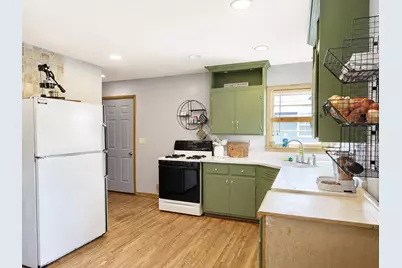 5309 James Avenue N, Brooklyn Center, MN 55430 - Photo 4
