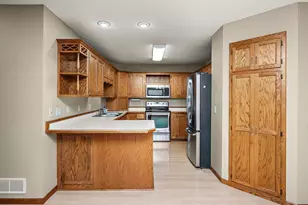660 Riverview Dr, Monticello, MN 55362 - Photo 12