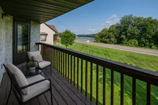 660 Riverview Dr, Monticello, MN 55362 - Photo 2