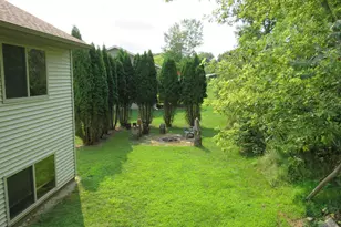 652 7th St SW, Pine Island, MN 55963 - Photo 8