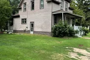 412 S 4th St, Milan, MN 56262 - Photo 2