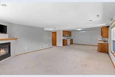 616 Elm Avenue SE, Montgomery, MN 56069 - Photo 22