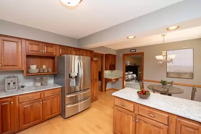 7020 24th Street N, Oakdale, MN 55128 - Photo 4