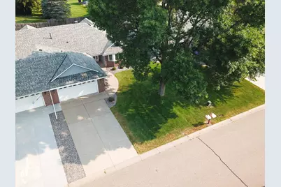 7020 24th Street N, Oakdale, MN 55128 - Photo 2