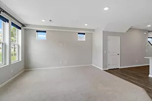 11263 Crestbury Dr, Woodbury, MN 55129 - Photo 10