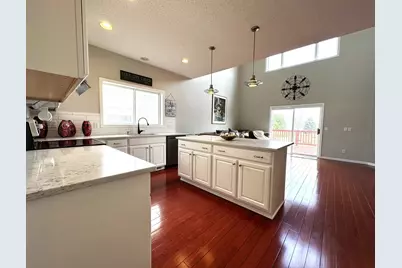 8497 Savanna Oaks Lane, Woodbury, MN 55125 - Photo 18