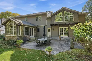 11828 Boulder Bay Rd, Eden Prairie, MN 55344 - Photo 6