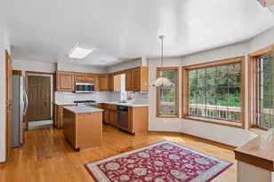 5 Acorn Dr, Sunfish Lake, MN 55077 - Photo 8