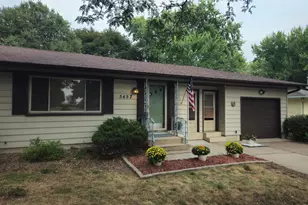 5457 Horizon Dr NE, Fridley, MN 55421 - Photo 4