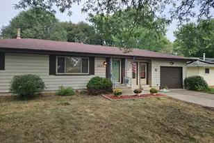 5457 Horizon Dr NE, Fridley, MN 55421 - Photo 2