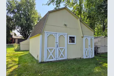 602 7th Avenue NE, Stewartville, MN 55976 - Photo 8