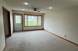307 Roseland Ave, Prinsburg, MN 56281 - Photo 2