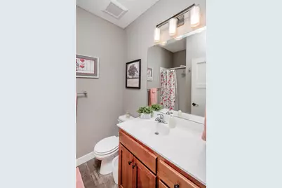 2365 Skillman Avenue E, North Saint Paul, MN 55109 - Photo 16