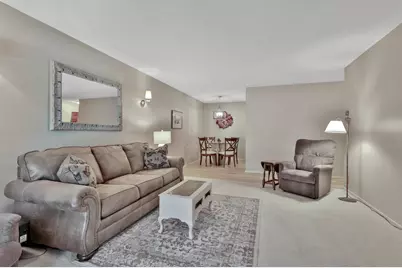 2800 Hamline Avenue N #241, Roseville, MN 55113 - Photo 10