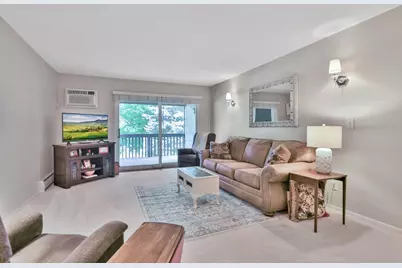2800 Hamline Avenue N #241, Roseville, MN 55113 - Photo 8