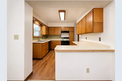 817 Clarks Lane, Winona, MN 55987 - Photo 10