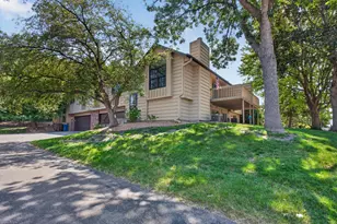 3972 Orchid Ln N, Plymouth, MN 55446 - Photo 14