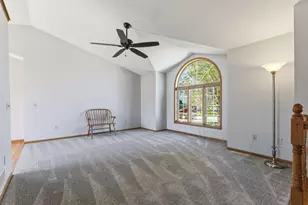 465 8th St SW, Plainview, MN 55964 - Photo 24