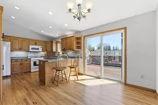 465 8th St SW, Plainview, MN 55964 - Photo 28