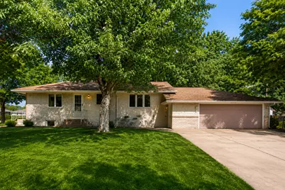 558 113th Lane NW, Coon Rapids, MN 55448 - Photo 4