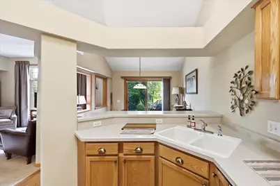 247 W Canyon Drive, Hudson, WI 54016 - Photo 8