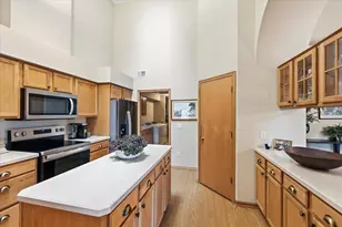247 W Canyon Dr, Hudson, WI 54016 - Photo 4